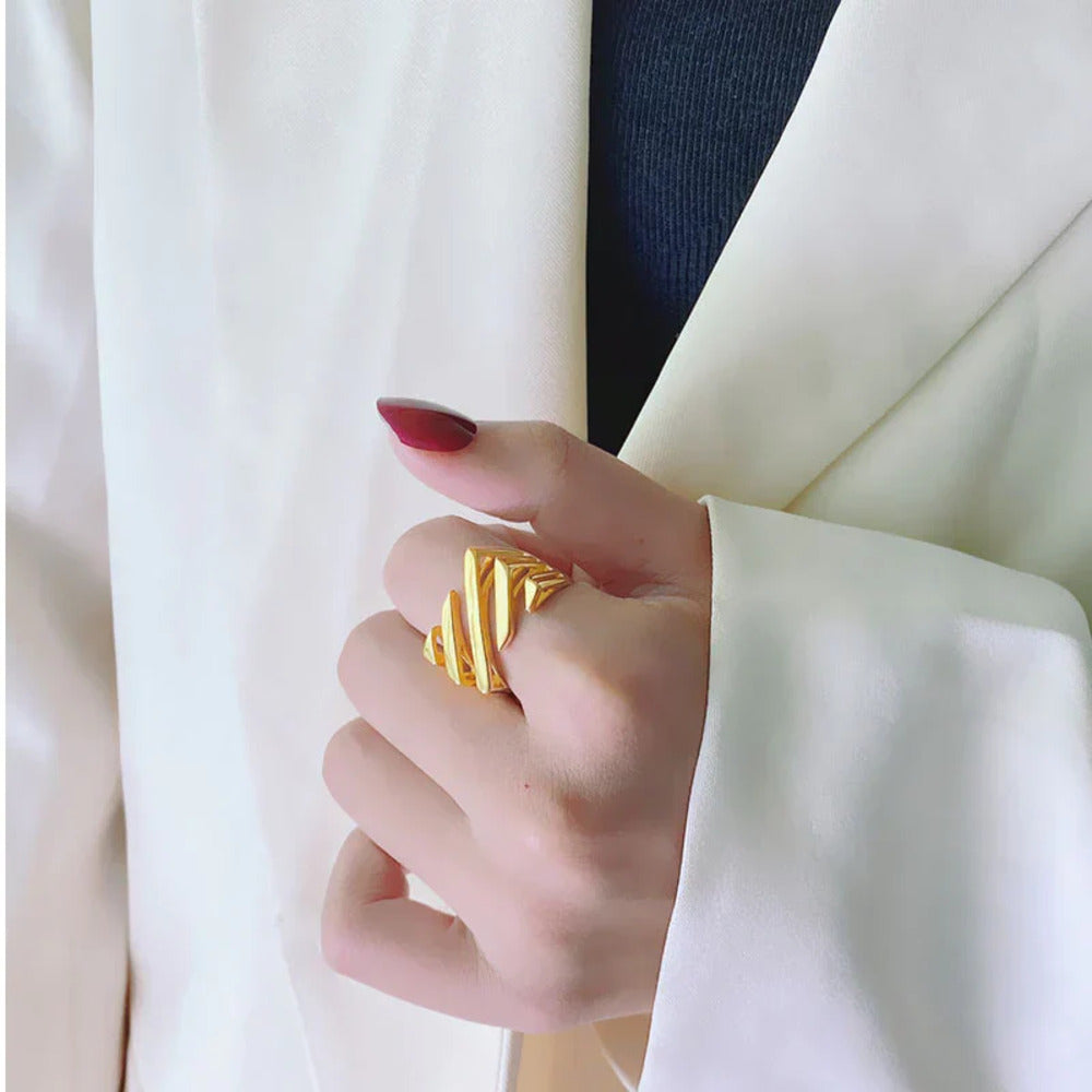 Myla Ring