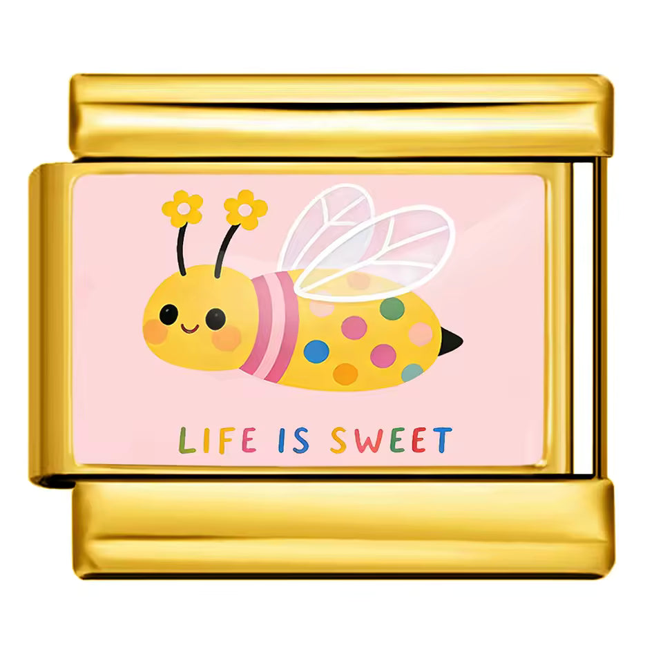 https://cdn.shopify.com/s/files/1/0942/8824/9110/files/Life_is_sweet_bee_Italian_charm_9mm_Gold.avif?v=1776961938