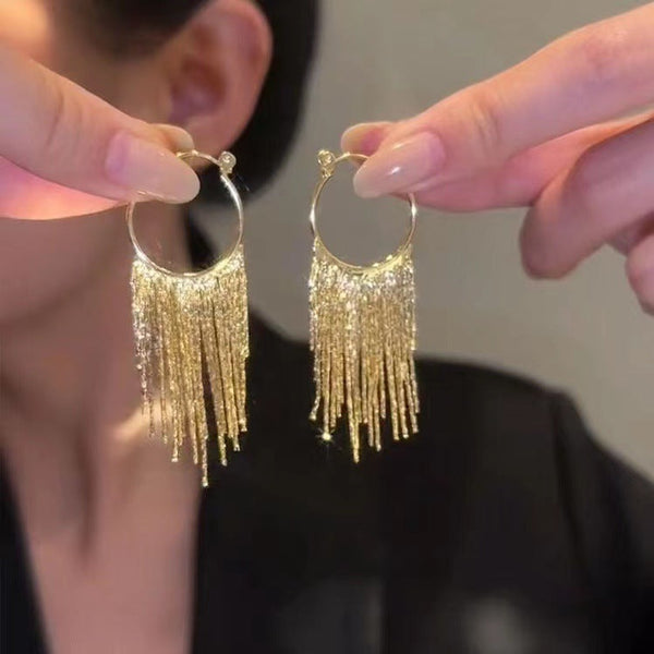 BOUCLES D’OREILLES CRÉOLES À FRANGES