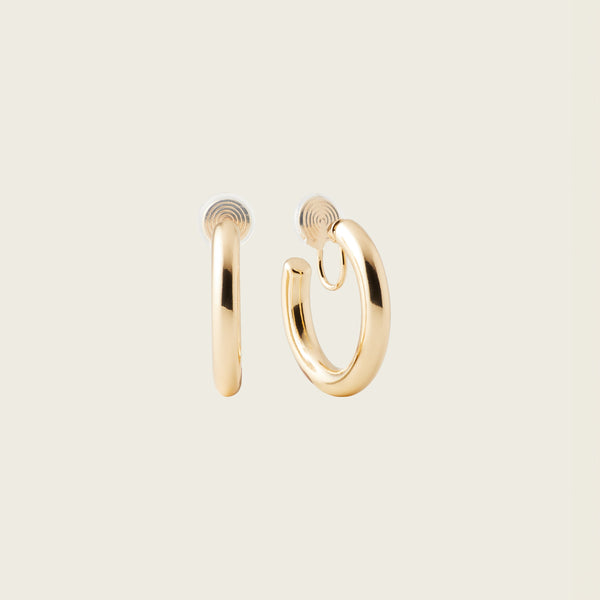 https://cdn.shopify.com/s/files/1/0569/3286/0096/files/AIORI_AllieHoop_ClipOnEarrings_Gold_1_-Shadow_89ec7ffa-f778-4a2e-916e-270d5b94cf51.jpg?v=1768785208