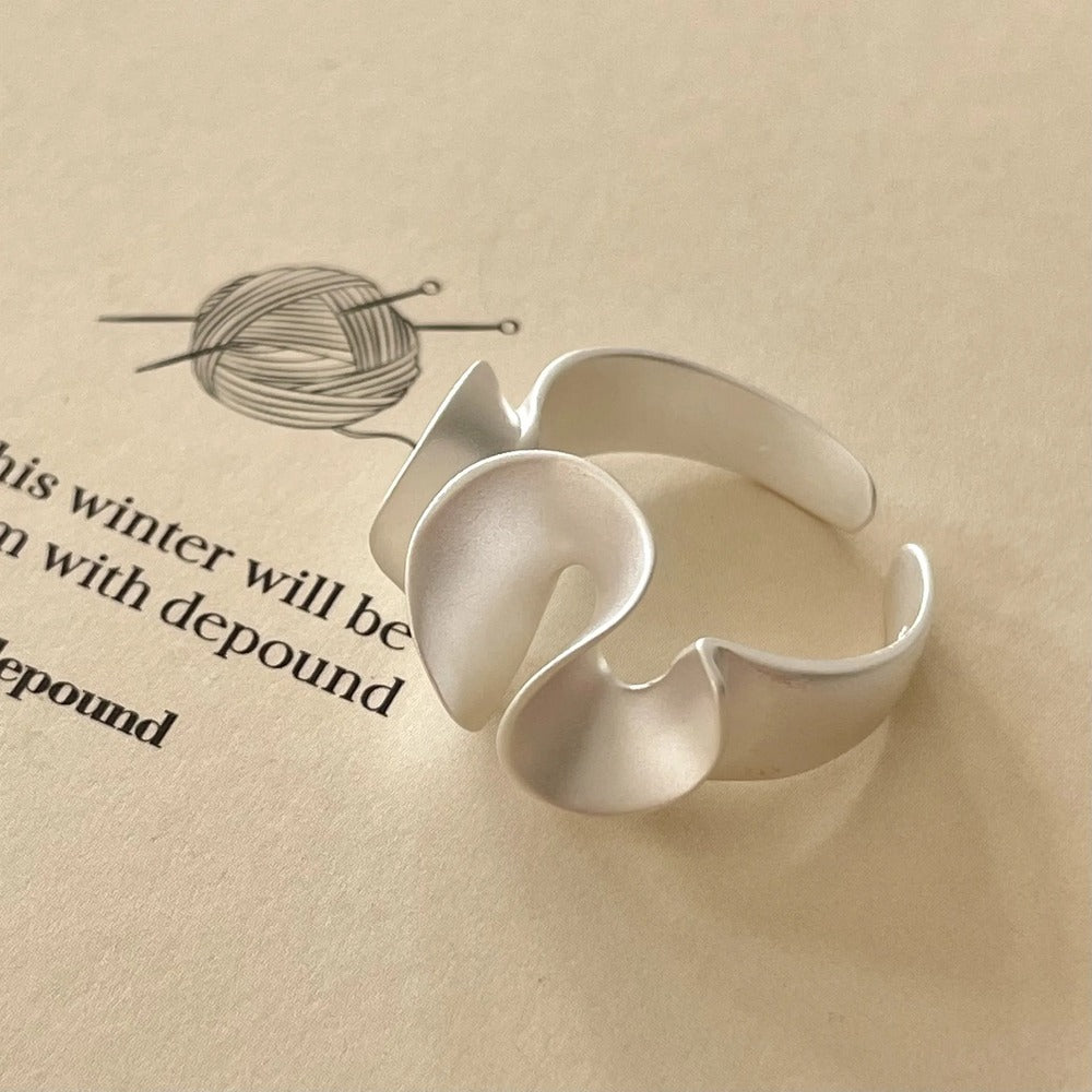 Tori Ring